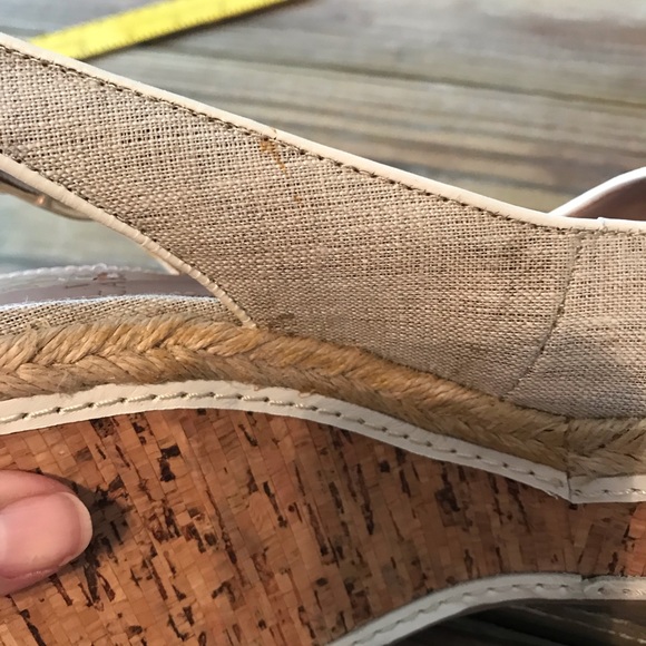 VINCE CAMUTO Platform peep toe - Picture 6 of 8